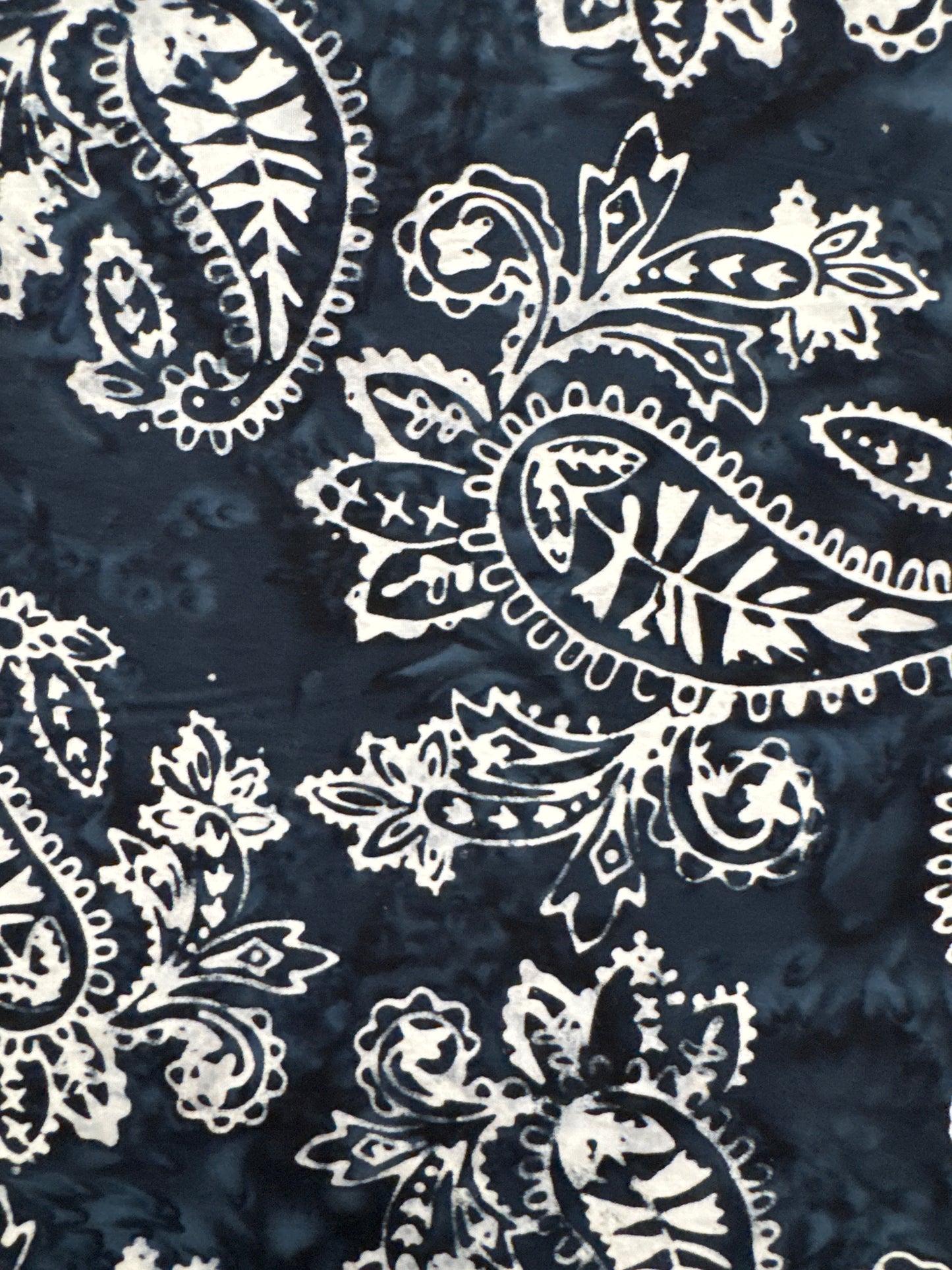 AN Paisley Decoration on Dark Blue