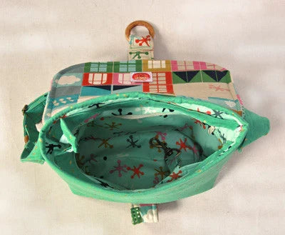 Around the Block Messenger Bag Pattern