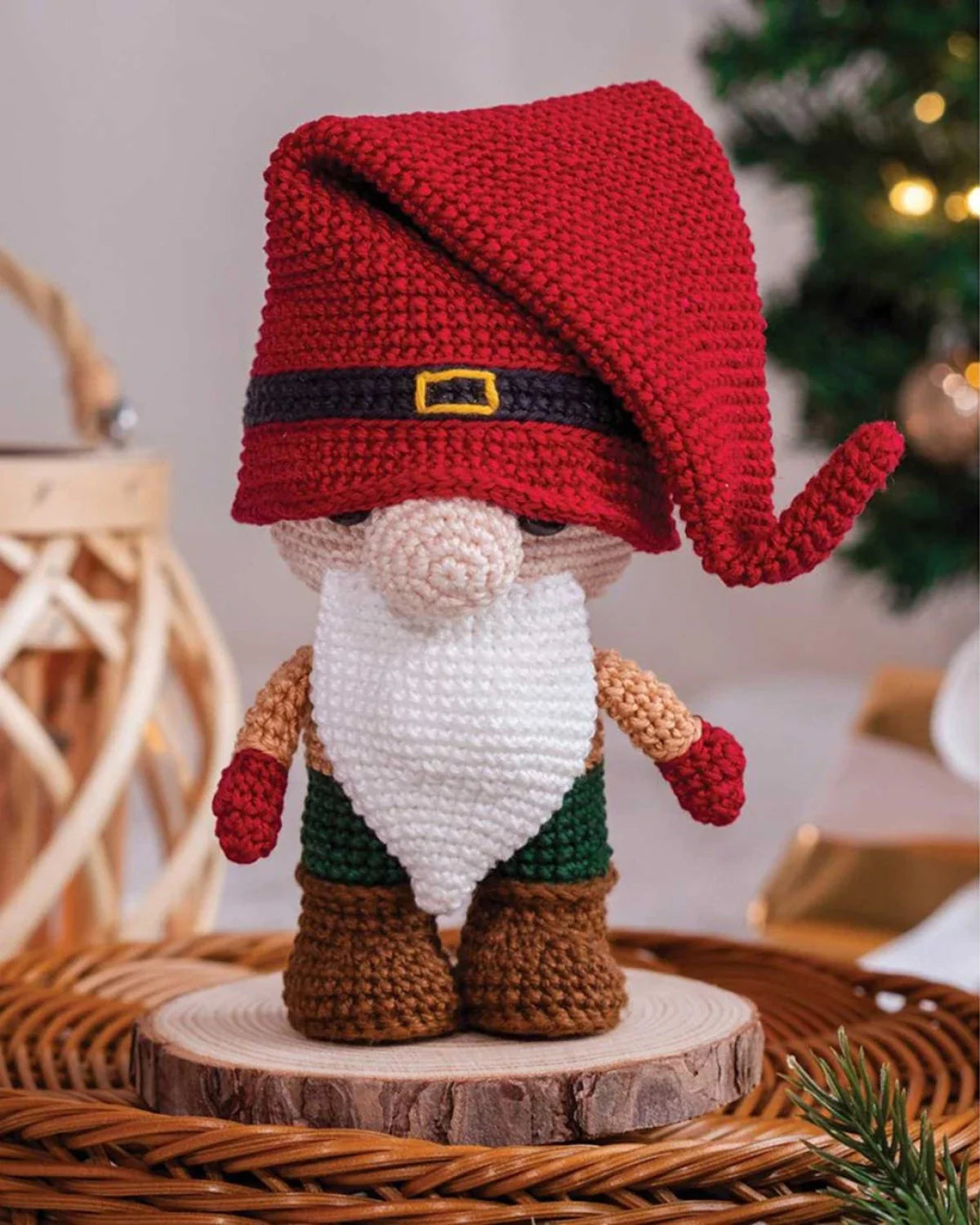 Crochet Armigurumi For The Holidays