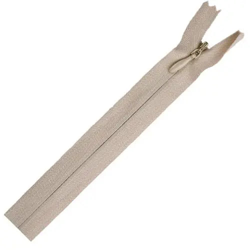 Poly Invisible Zipper 20 - 22" F8422-16 by Coats & Clark