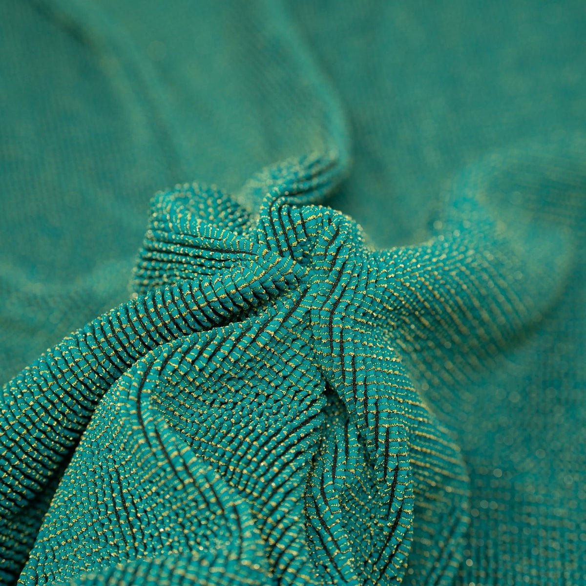 EL6015 - Ritzy Crinkle Nylon Polyester Spandex with Metallic Fabric | Blue Moon Fabrics
