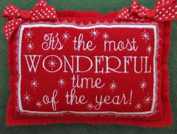 Make it Merry! Mini Hanging Pillows Pattern